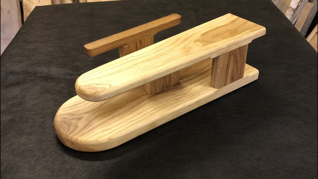 Sleeve ironing board