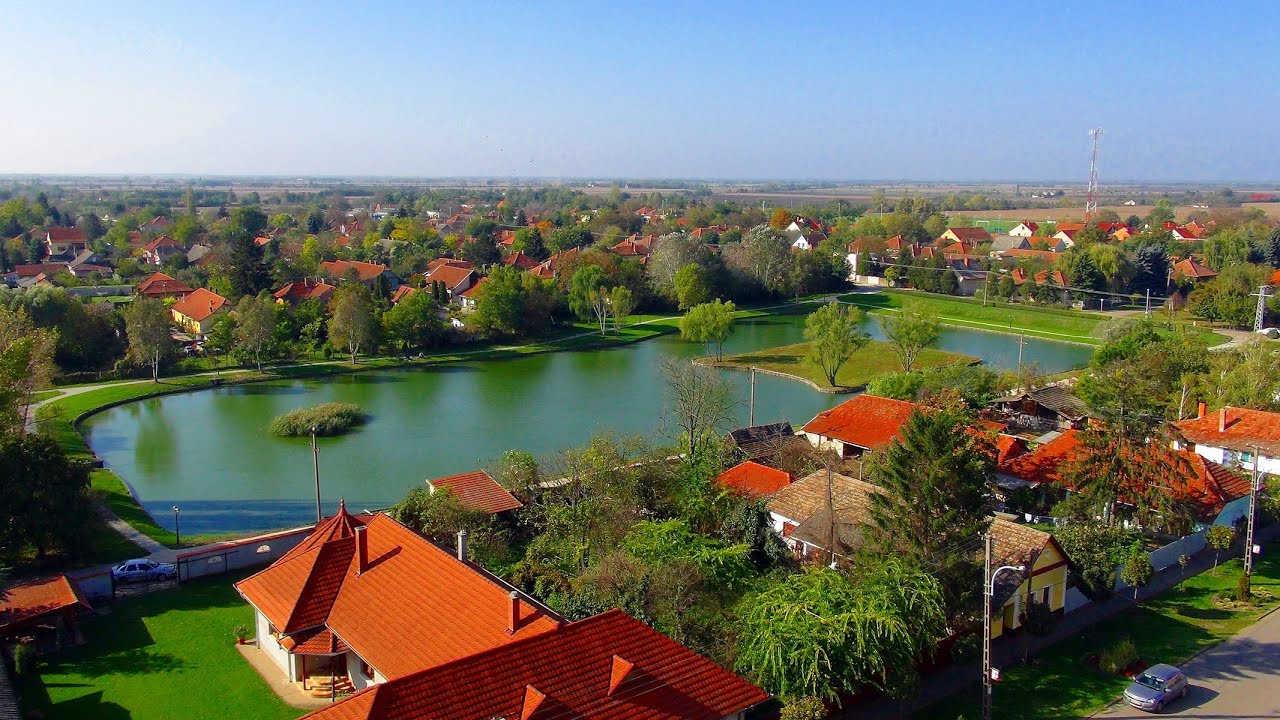 Kondoros az Evangélikus Templomból - HD (1920x1080)