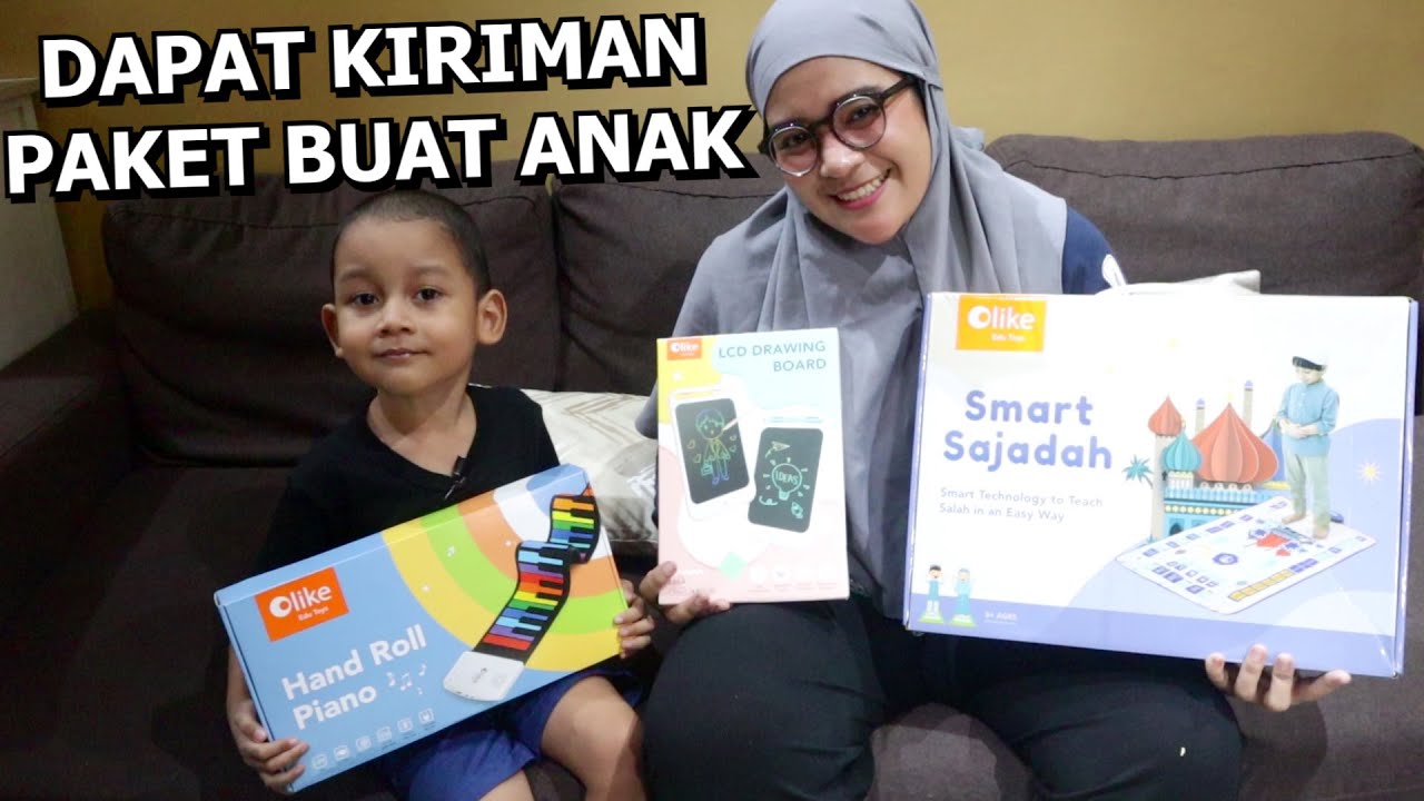 Senangnya Dapat Kiriman Paket Buat Anak Belajar ! Yuk Unboxing