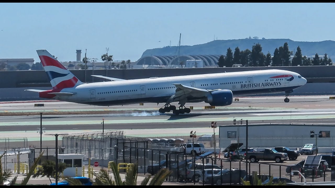British Airways Boeing 777-300ER Landing in San Diego
