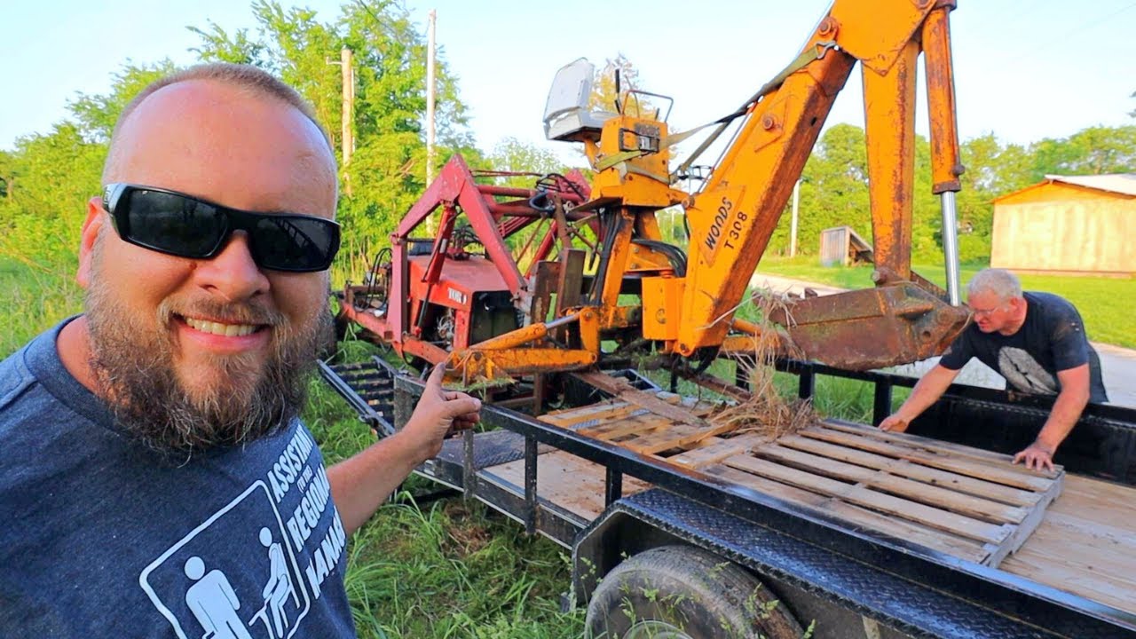Picking up an Old Backhoe - Woods T308