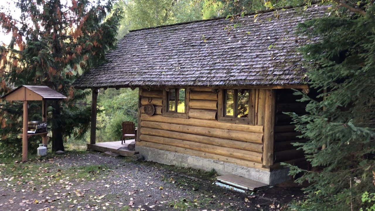Cozy Cabins Cribs - The Deer Cabin