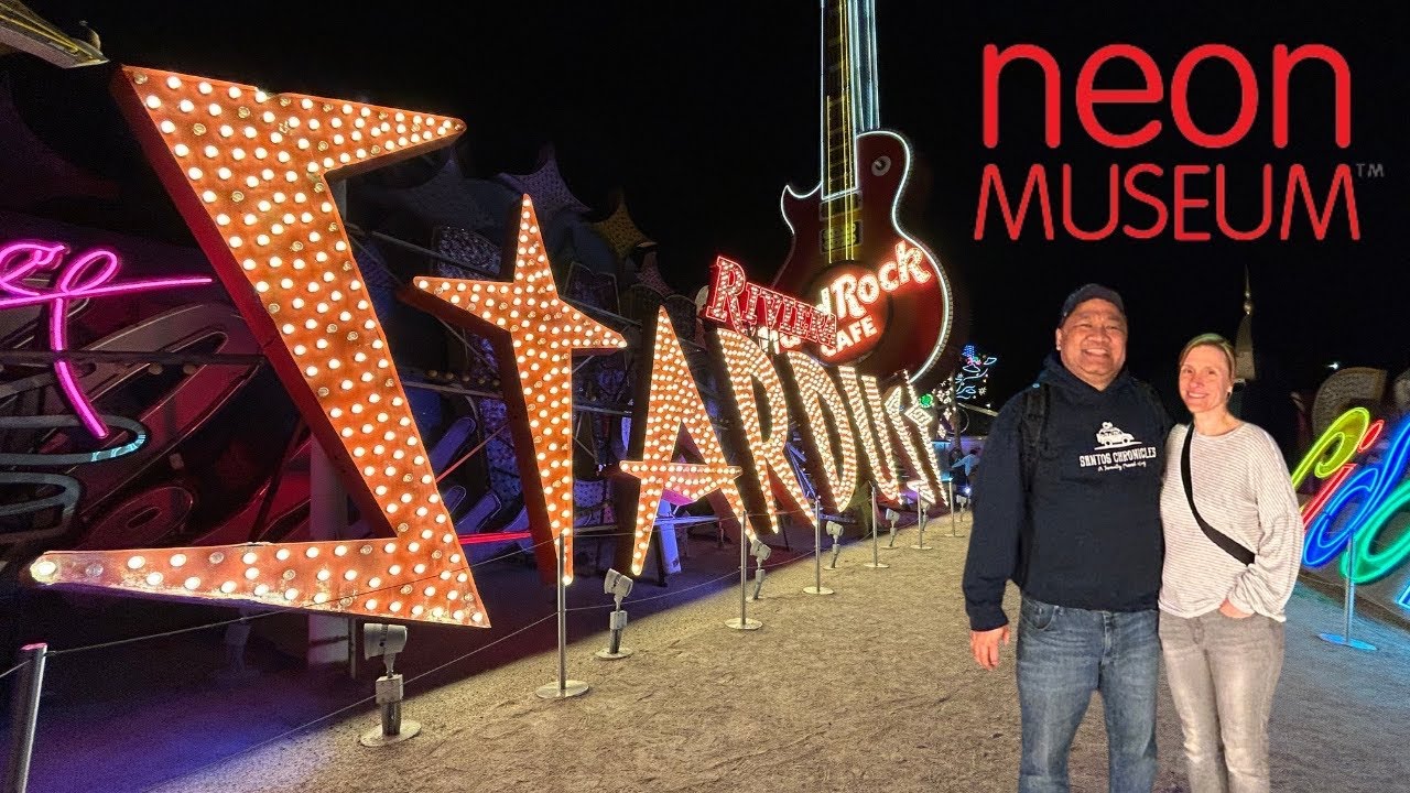 Las Vegas Neon Museum | Neon Boneyard Tour
