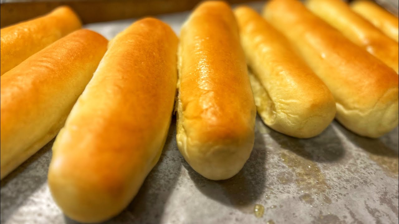 КАК ПРИГОТОВИТЬ СВОИ СОБСТВЕННЫЕ БУЛОЧКИ/РОЛИКИ ДЛЯ ХОТ-ДОГА!!