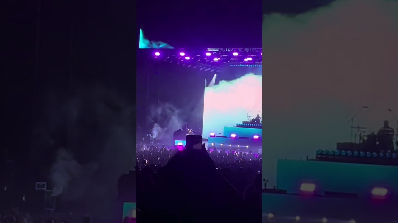 A boogie wit da hoodie 