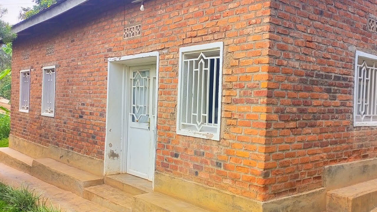 INZUY'IMARI IRI KUKIRANGUZO KUMUMENA INYAMIRAMBO UBUSO 400SQM KURI 25M 0787757966🤝