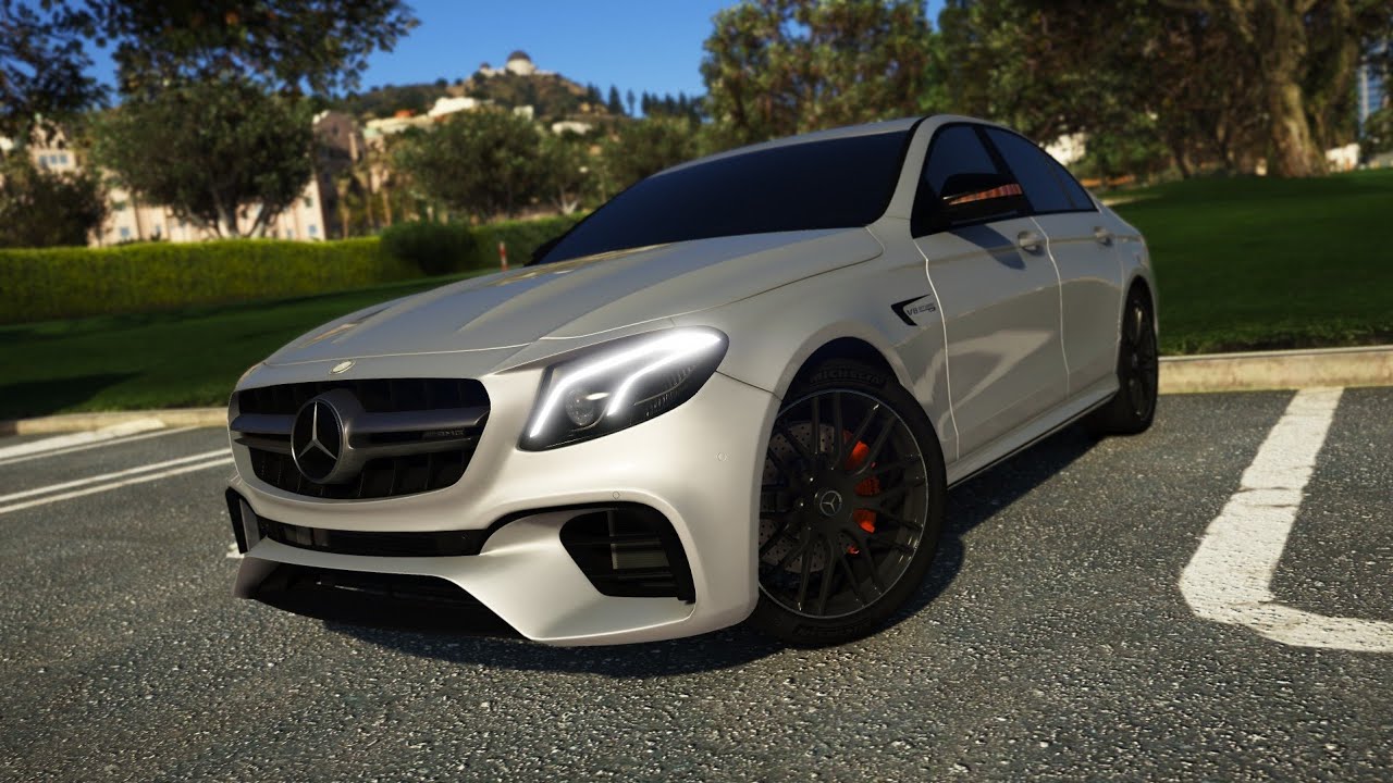 Врезался на Mercedes на СКОРОСТИ 170 км/ч  Grand Theft Auto 5 РЕАЛЬНАЯ ЖИЗНЬ!