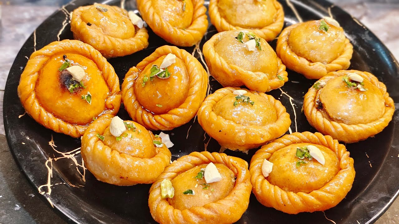Holi special Chandrakala Recipe  
