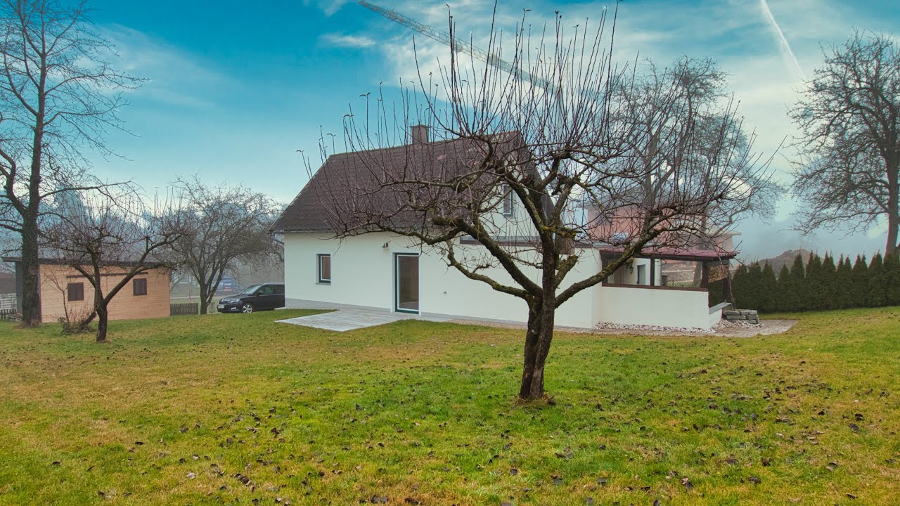 IMMOTEAM4YOU  Seewalchen: Neu renoviertes Einfamilienhaus mit großem Garten zu vermieten!