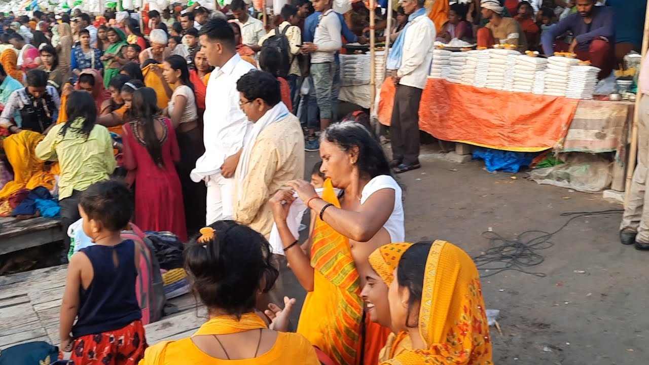 ganga snan krte hur kalkatti ghat narora buland shahar -ganga ji ka snan kiya