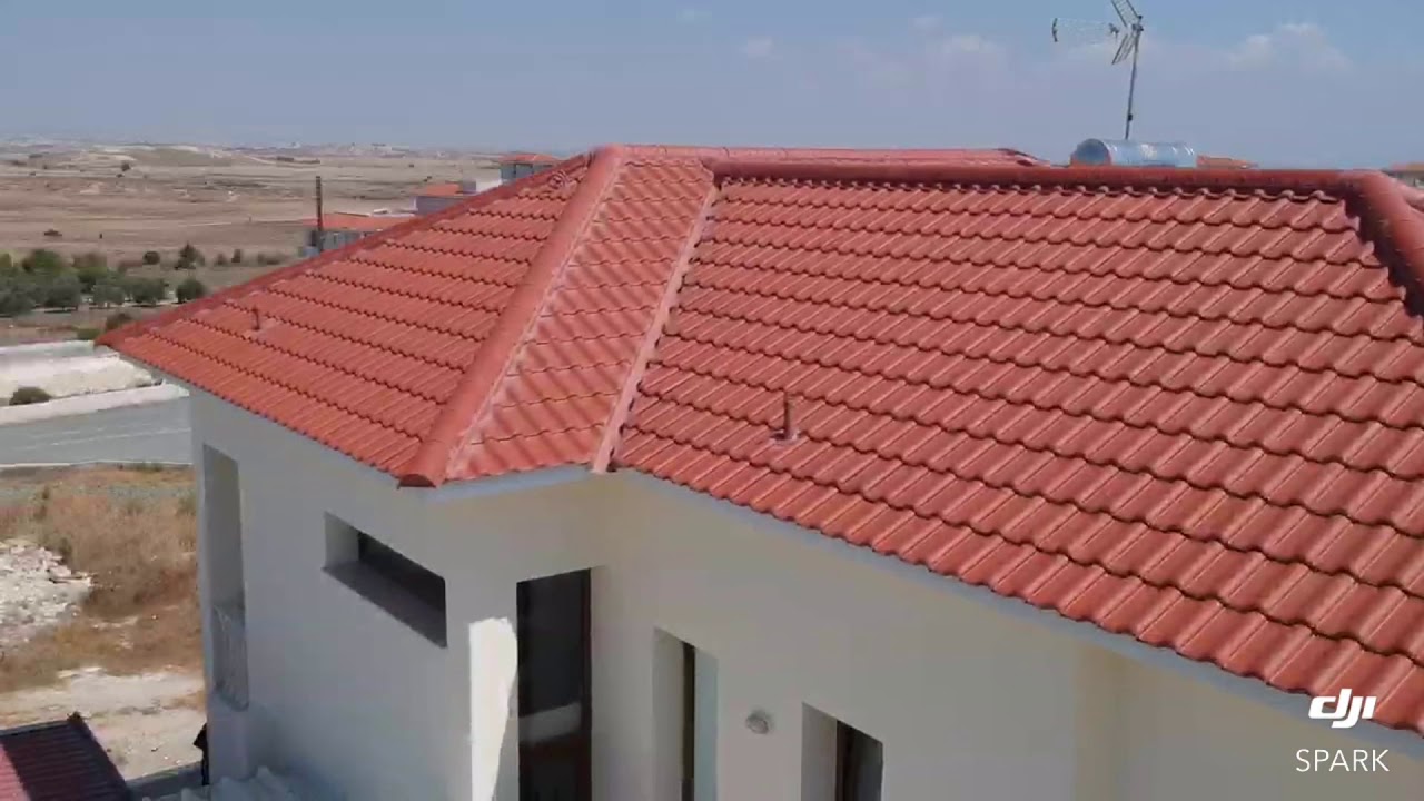 ERLUS Ergoldsbacher E58 S Red Engobed roof tiles