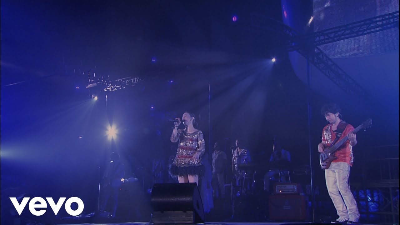 DREAMS COME TRUE - 銀河への船 (from DWL 2011 Live Ver.)