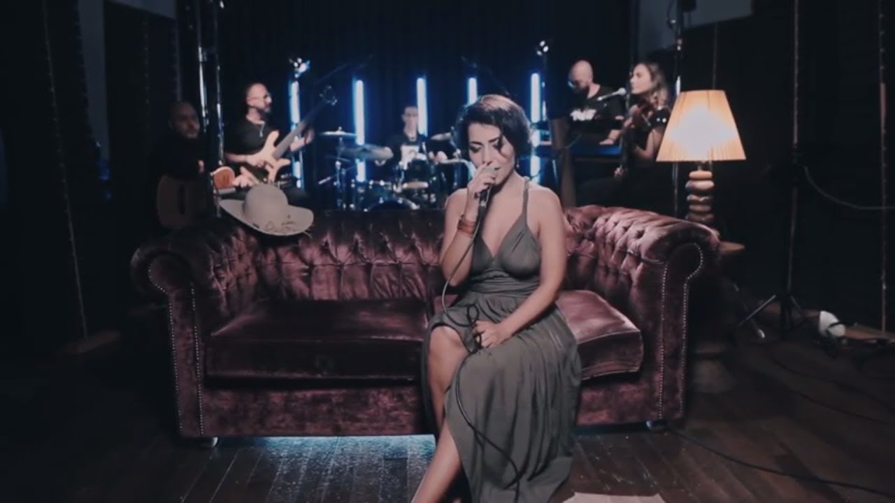 Dilek AY - Sensiz Olmaz  (cover)