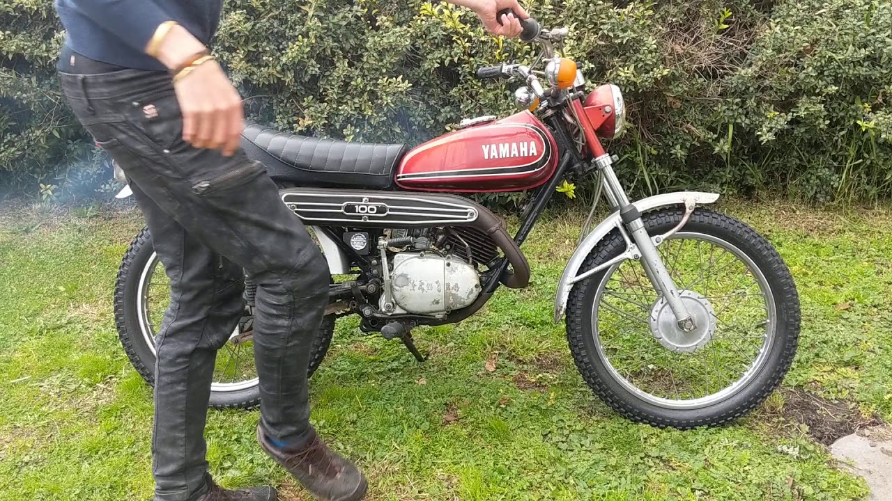 1972 Yamaha LT2 100 cold start and walk around