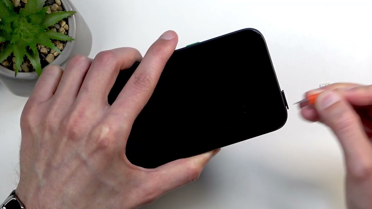 INFINIX Note Edge &ndash; Как вставить SIM-карту (без слота для SD-карты)