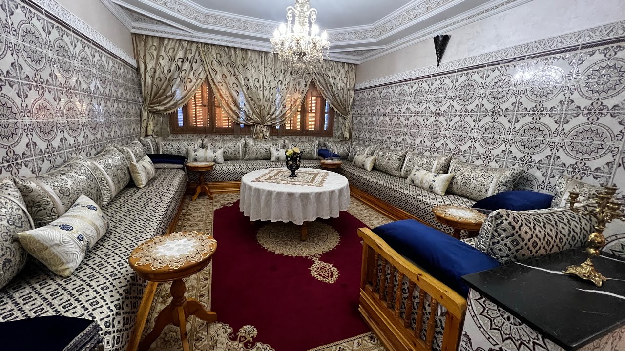 منزل🏠تجاري👌للبيع👈بمراكش 134 متر👉3 محلات تجارية2 شقق معزولة👌قريب من جميع المرافق🫶المحاميد💁‍♂️