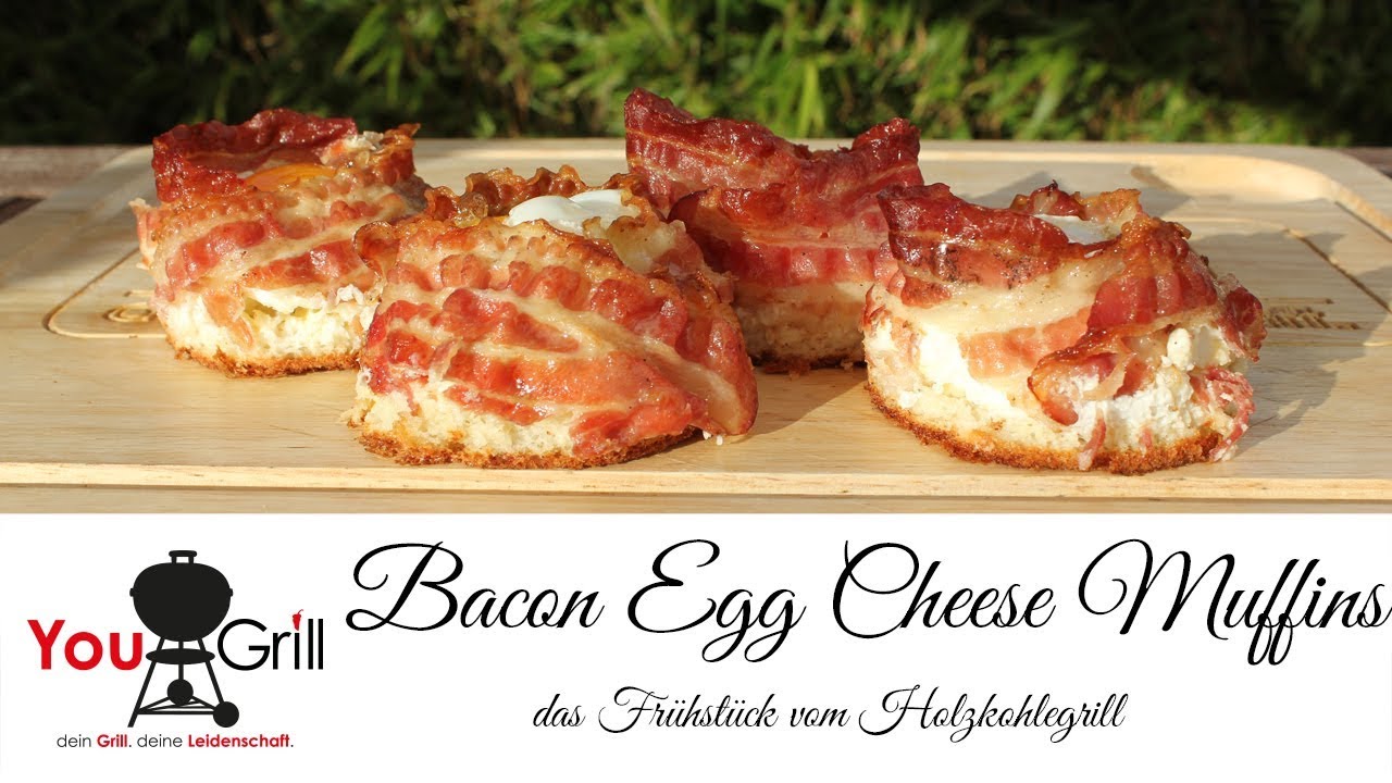Bacon Egg Cheese Muffin das Frühstück vom Grill