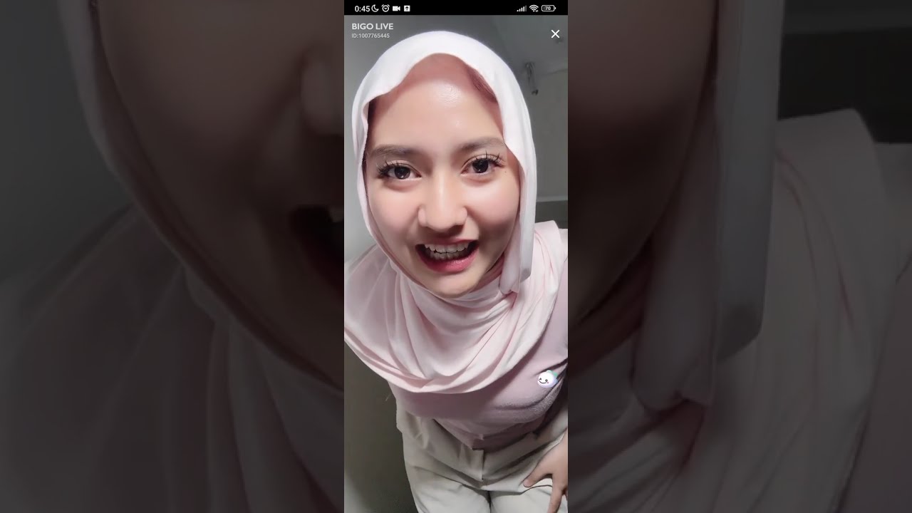HIJABER GOYANG DRIBEL DI BIGO LIVE