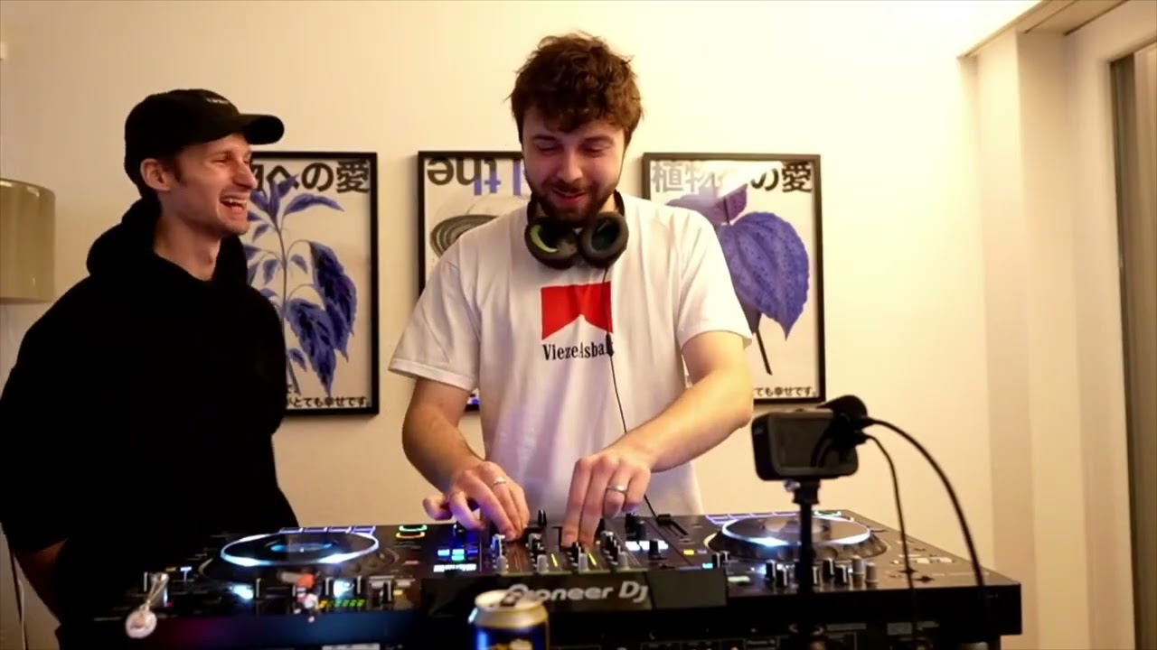 Rumo & siliscity mit 1 Groove Bass DJ Set – Zurigoo