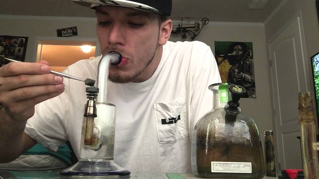 Combo rosin dab with a bong hit