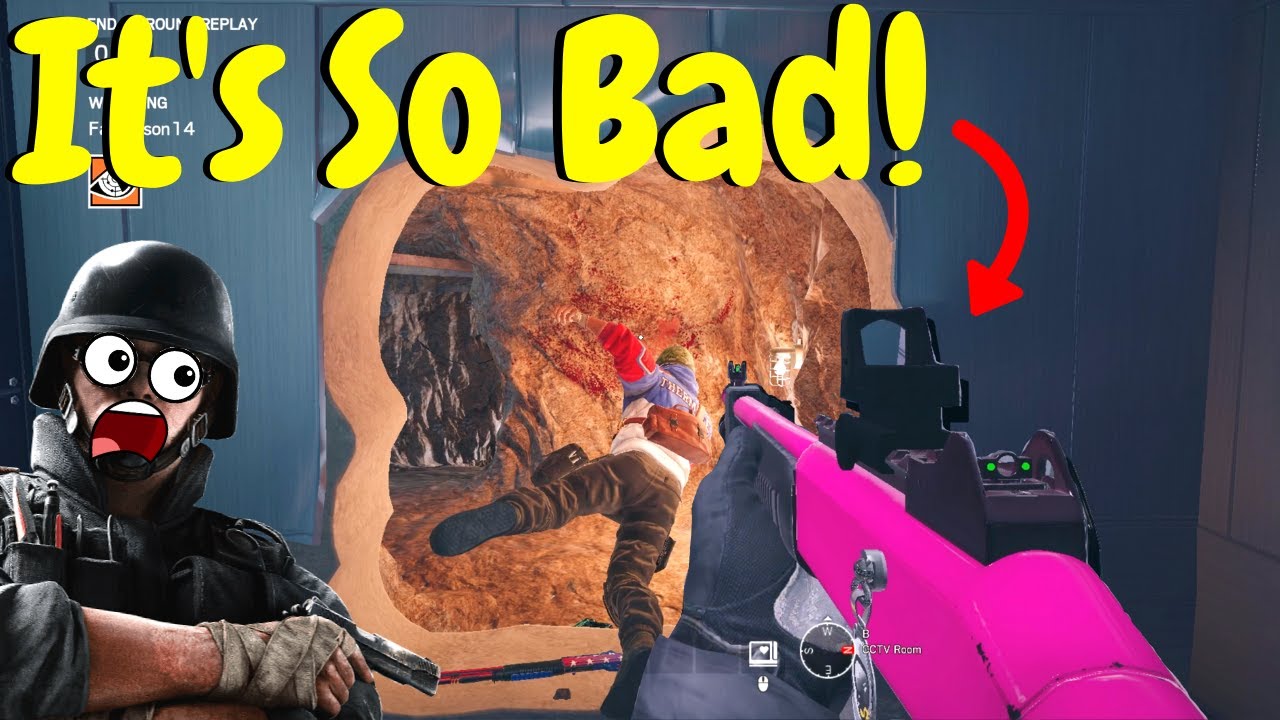 Using the Worst Shotgun in Rainbow Six Siege