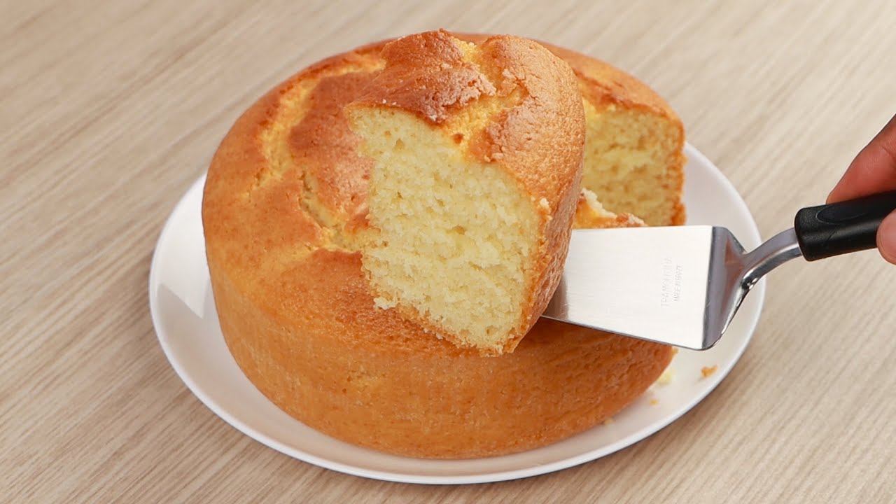 Bolo de iogurte natural fofinho e umido! Fica muito delicioso