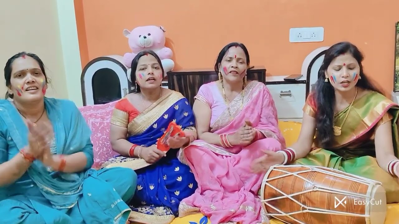 होली खेल रहे नंदलाल🙏🏻🙏🏻
