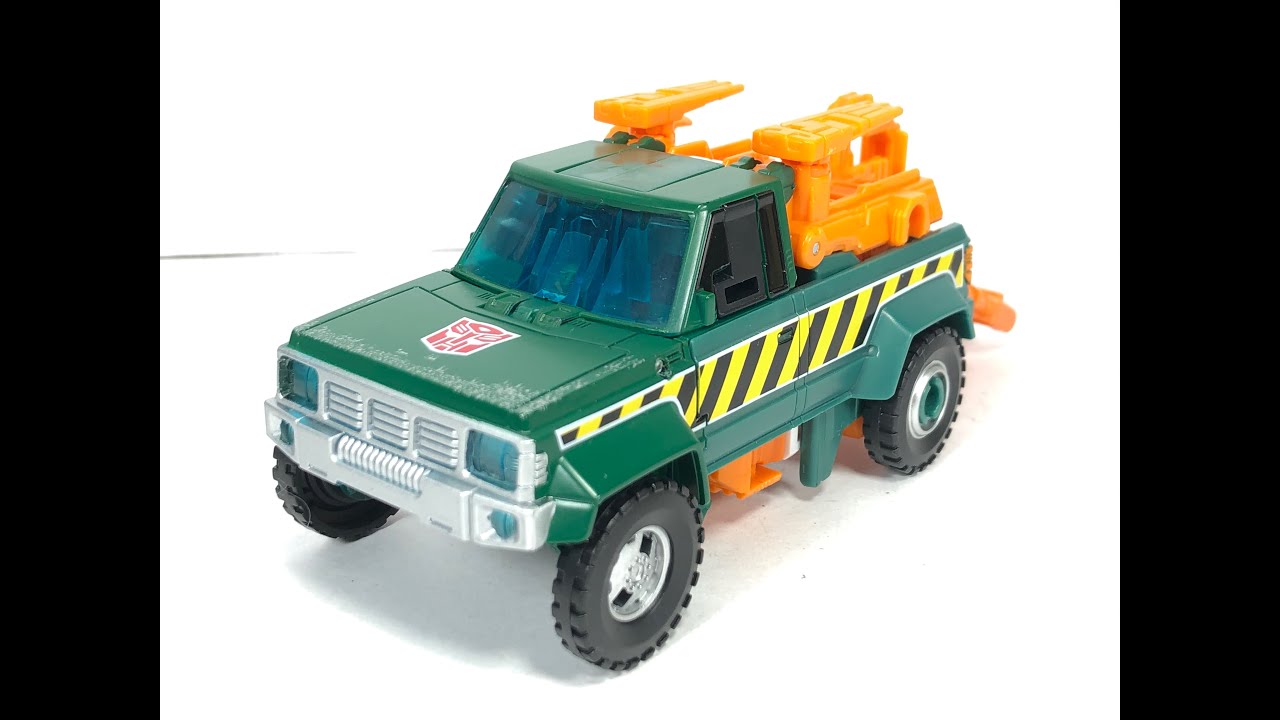 Transformers EARTHRISE Hoist Chefatron Review