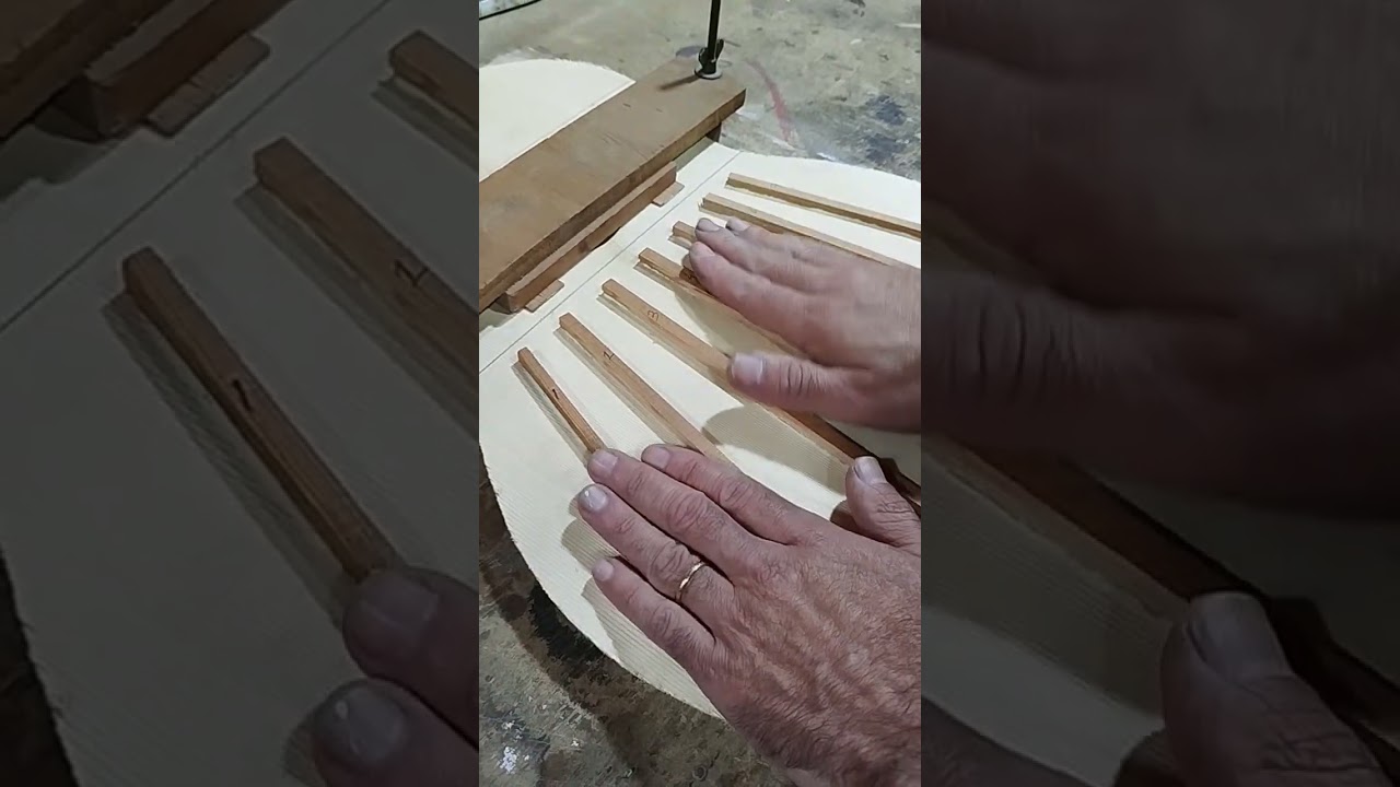 Stracquadaini Construyendo abanico de tapa guitarra flamenca. Fun bracing flamenco guitar luthier