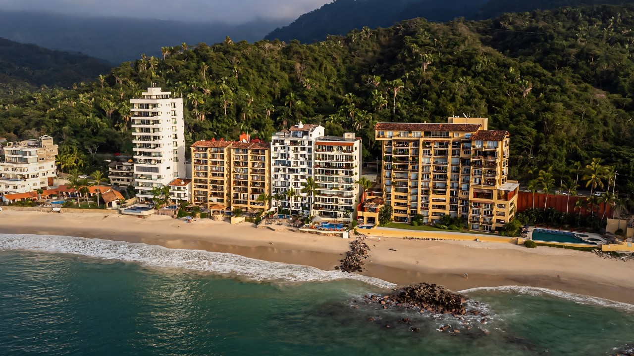 PUERTO VALLARTA BEACHFRONT CONDO TOUR 🐚 Discover South Shore Living