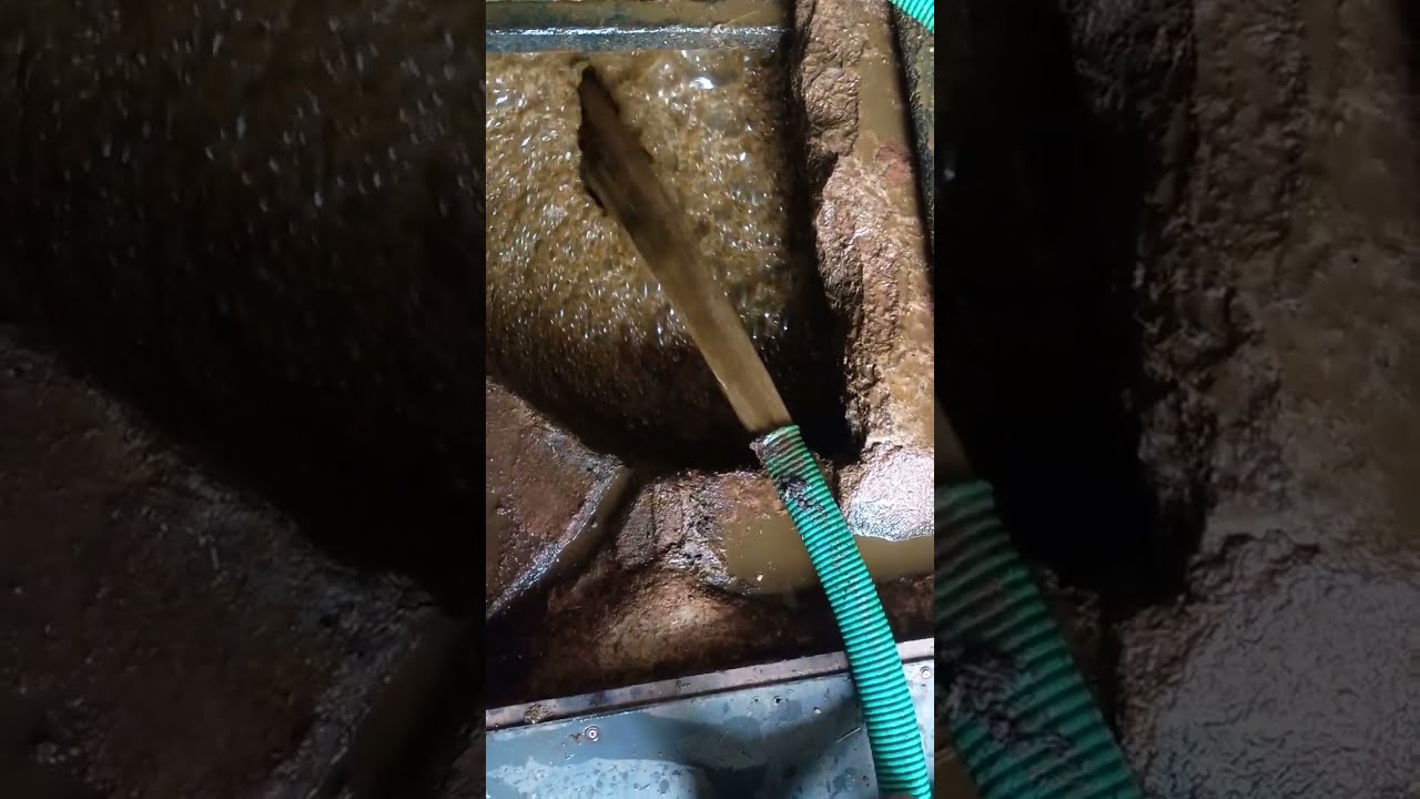 Sewage pump installation