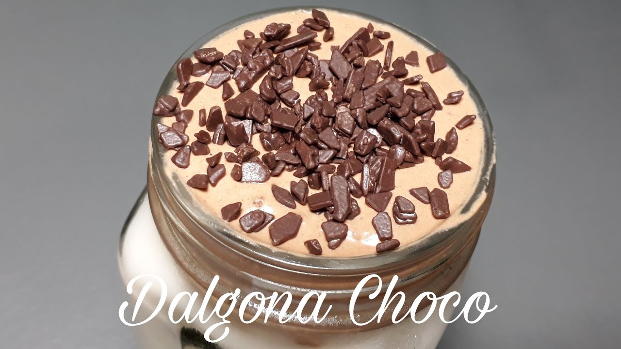 Easy dalgona chocolate with out mixer | Cold choco latte | Lyn's Little Kitchen