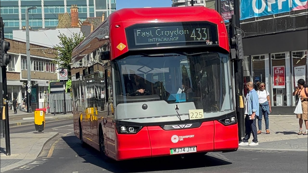 Wright GB Kite Electroliner Transport UK 1737 MJ74JTX Route 433 East Croydon Interchange 