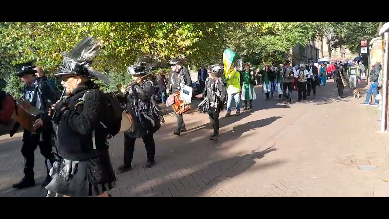 Lichfield Festival of folk procession 14 Ocober 2023