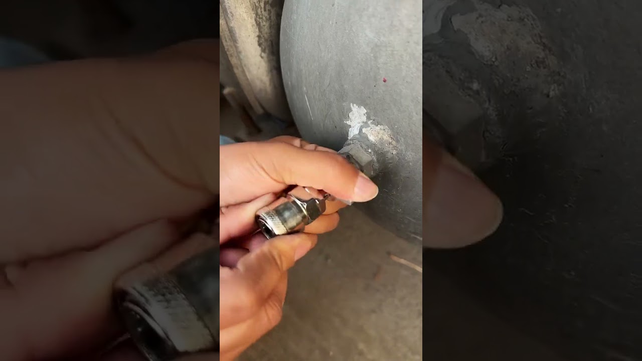 Air tank large volume air intake connector#Truck supplies.