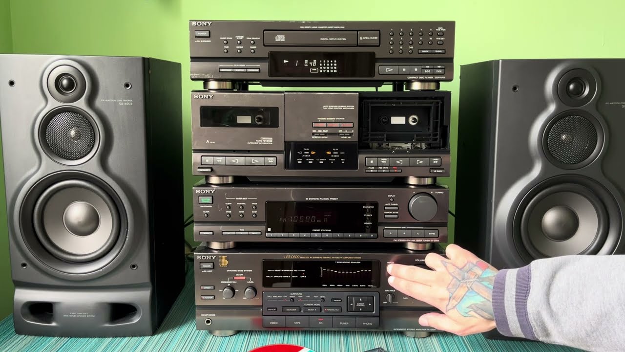 Стерео-система Sony LBT-D509. Японія, 1993 рік.