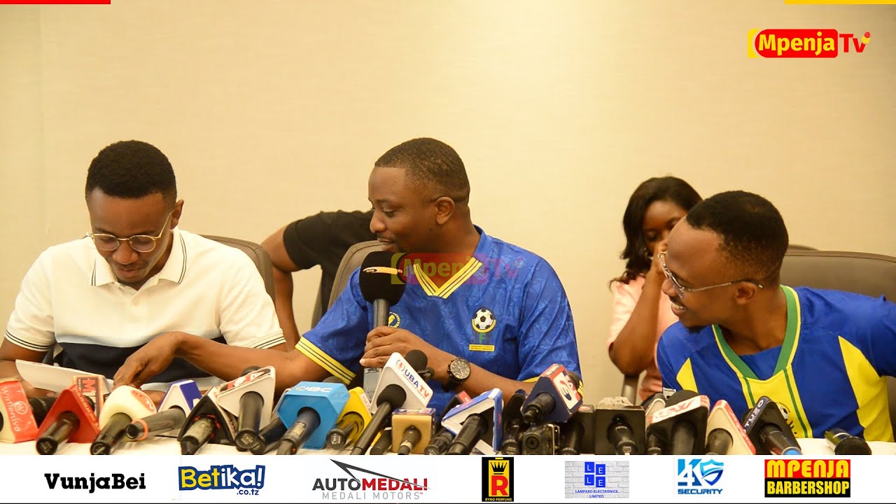 AHMED ALLY ASHINDWA KUWATAJA WACHEZAJI WA SIMBA/ALLY KAMWE,HASHIM IBWE WAMKABA KWENYE KOO