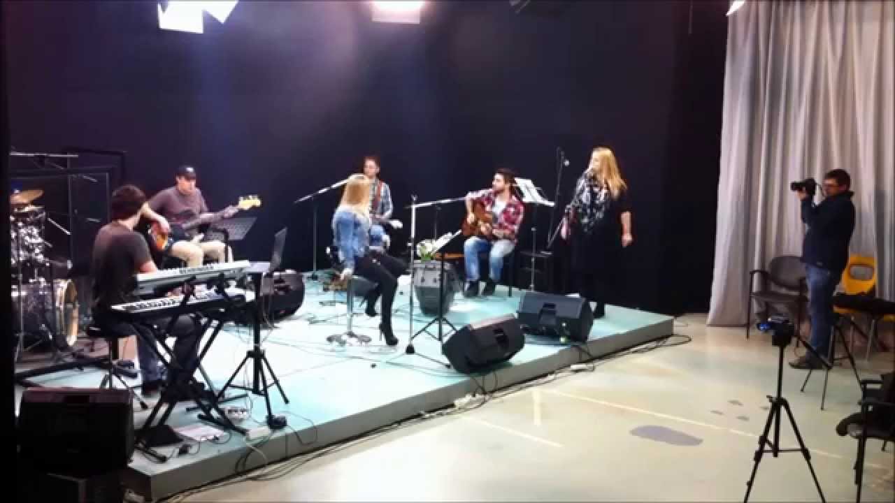 Jer voli&scaron; me - LIVE (Ivana Radovniković & band)