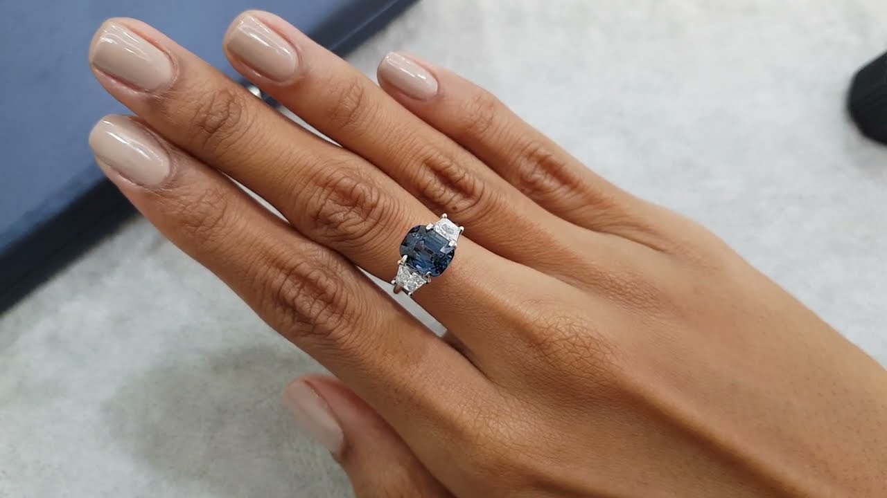 Cobalt blue spinel from Tanzania 3.51 ct&ensp;(5481)