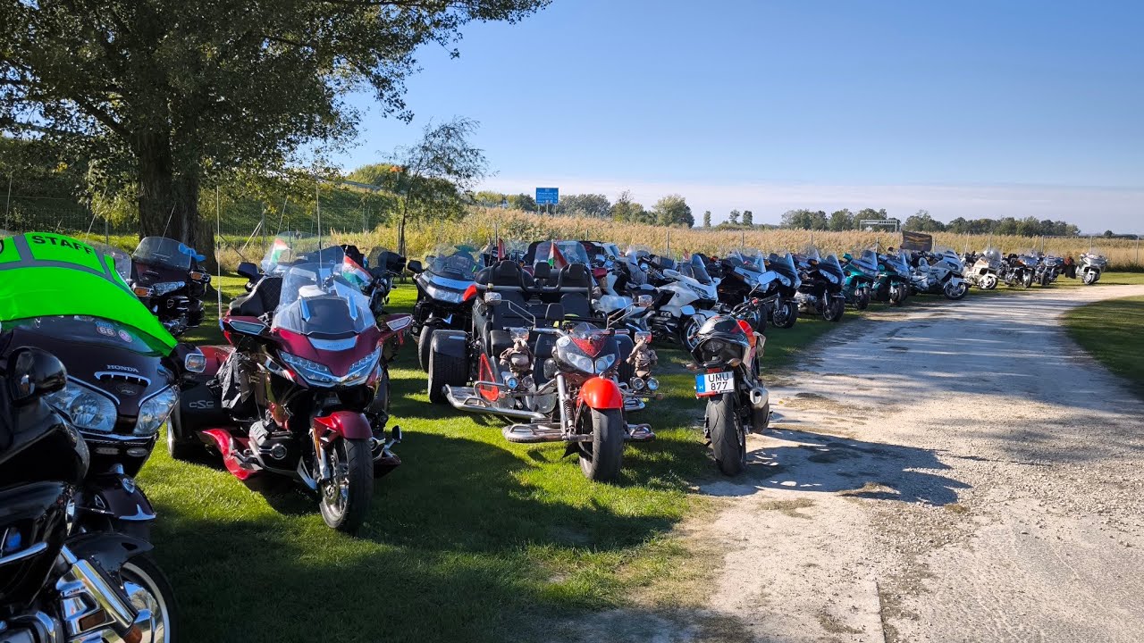 Honda Goldwingért rajongók csoportja a Balaton körül!