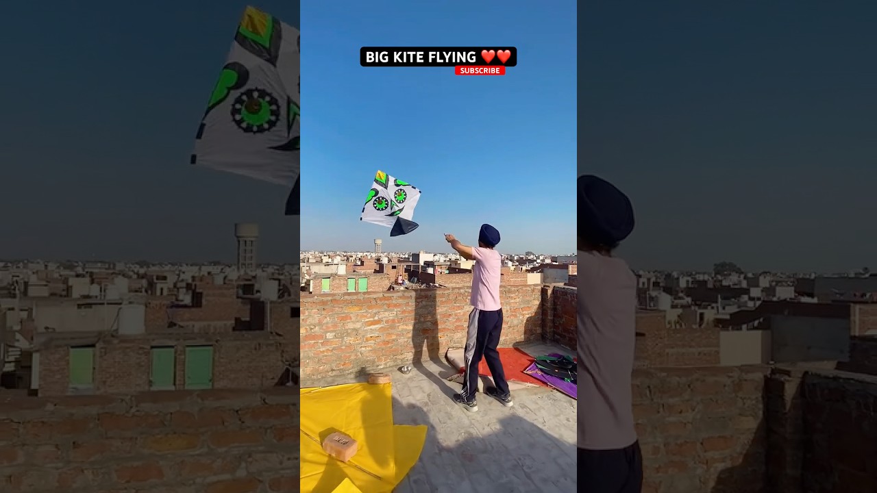BIG KITE FLYING ❤️❤️ #kite #kiteflying #patang #kites #viralvideo #youtubeshorts #shorts