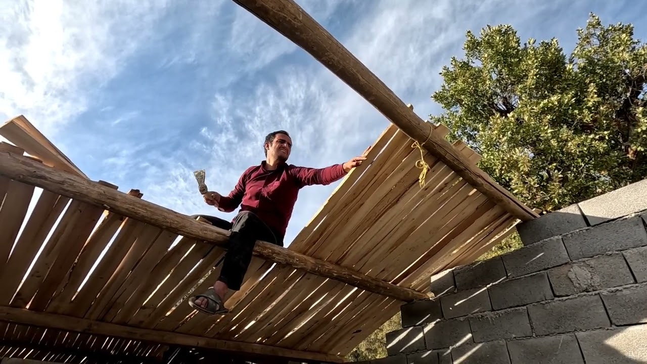 Harmony and unity: building a shelter in a nomadic family