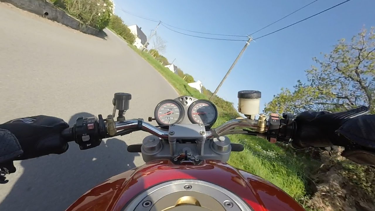 Ballade en Monster 900ie