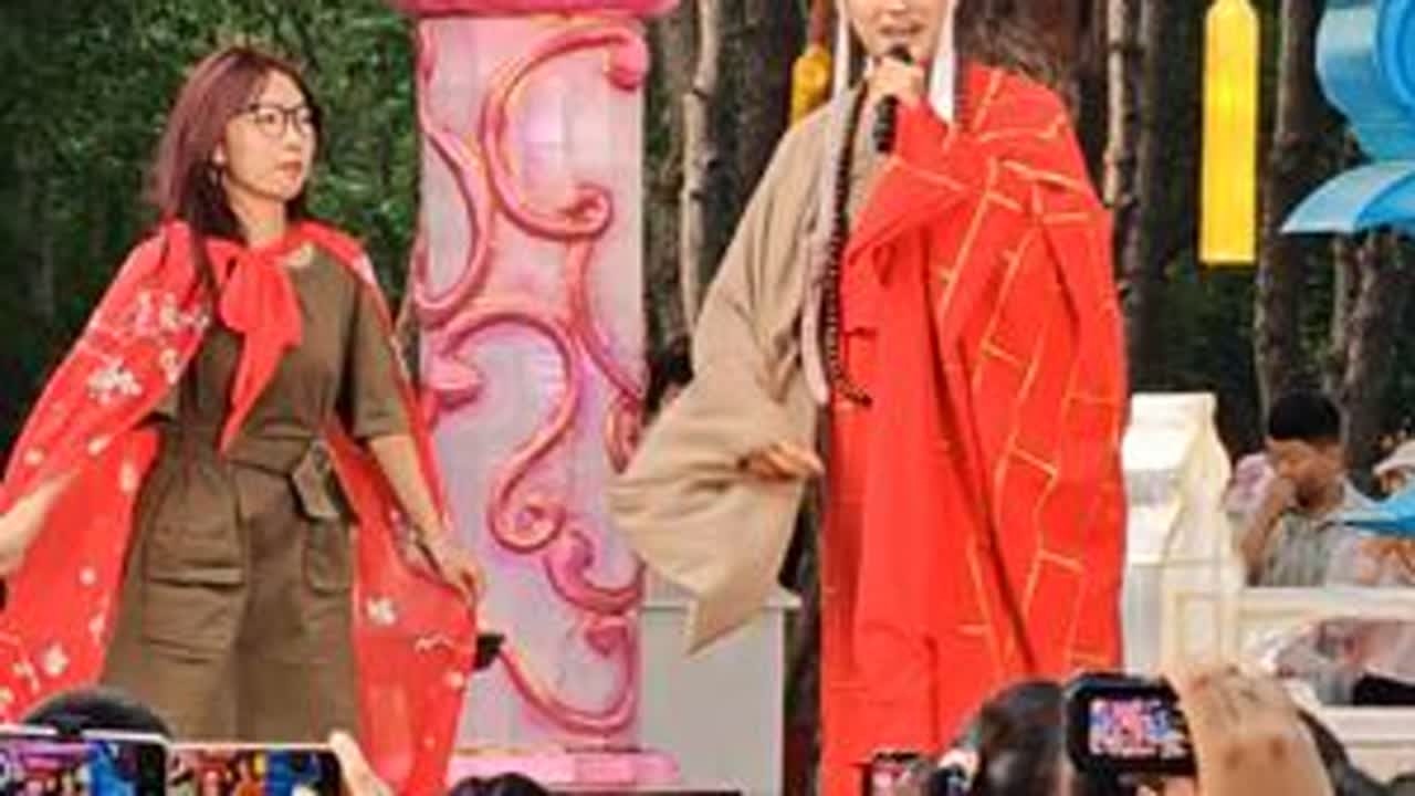 6.29长春动植物公园调皮唐僧和高考460分女王互动