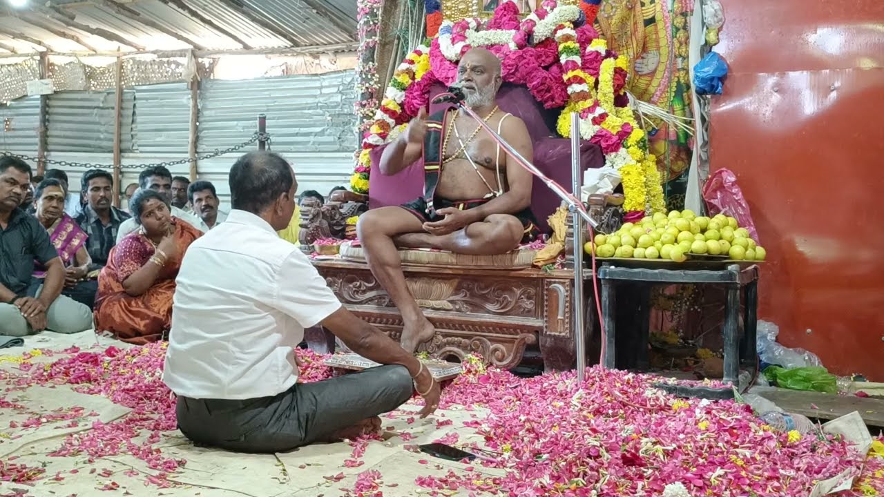 தென்காசி புளியரை கருப்பசாமி கோவிலில் பௌர்ணமி அன்று நடைபெற்ற அருள் வாக்கு