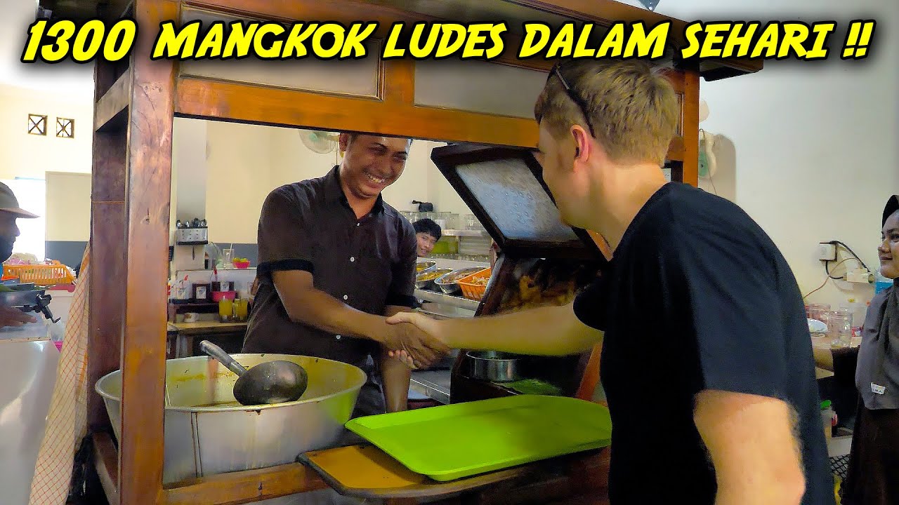 SOTO TERENAK SEDUNIA!! Gak Ada Yang Bisa Ngalahin - 1300 Porsi Ludes Tiap Hari !!