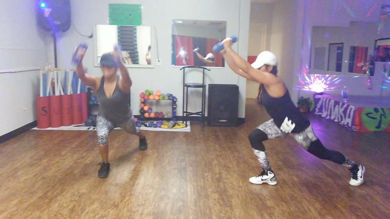 Felices los 4))) TONING )) Sussy Flores