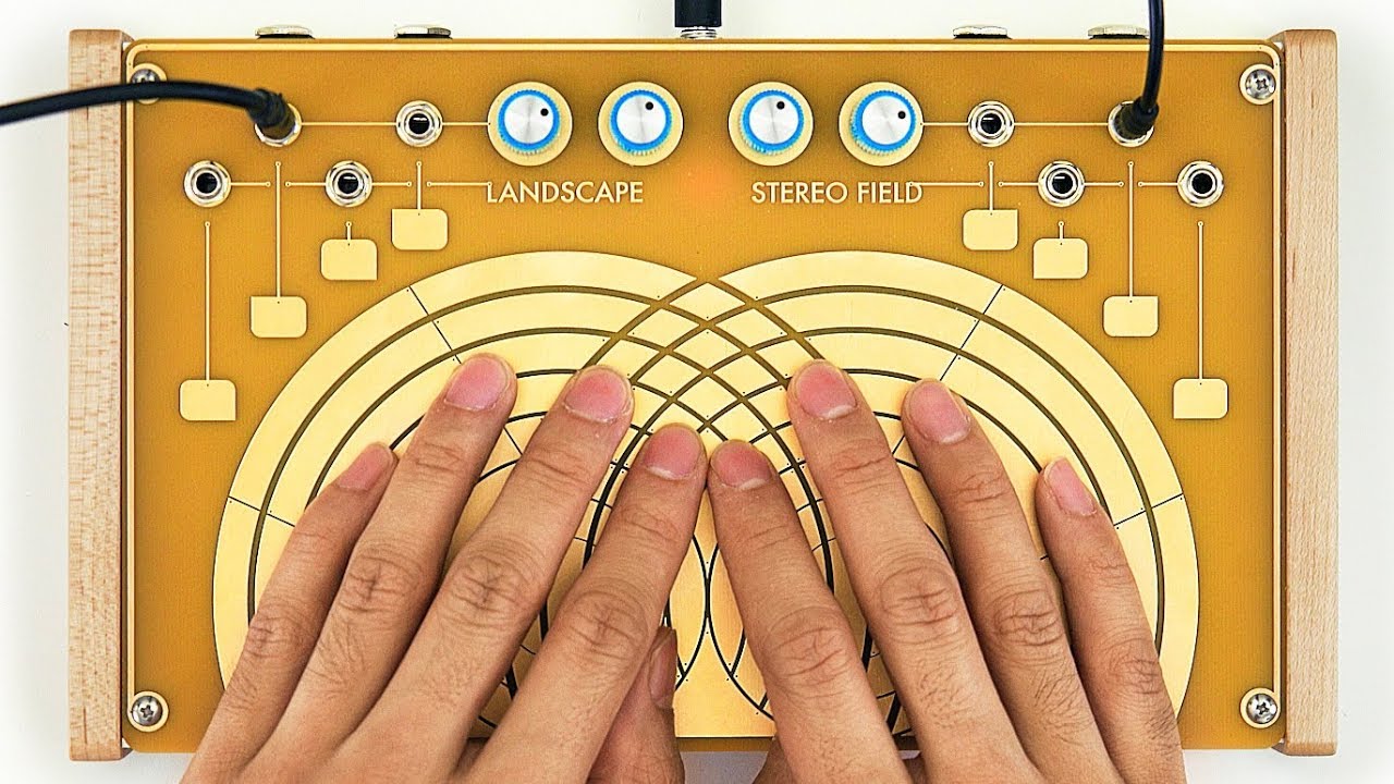 Weird Gear: Landscape Stereo Field