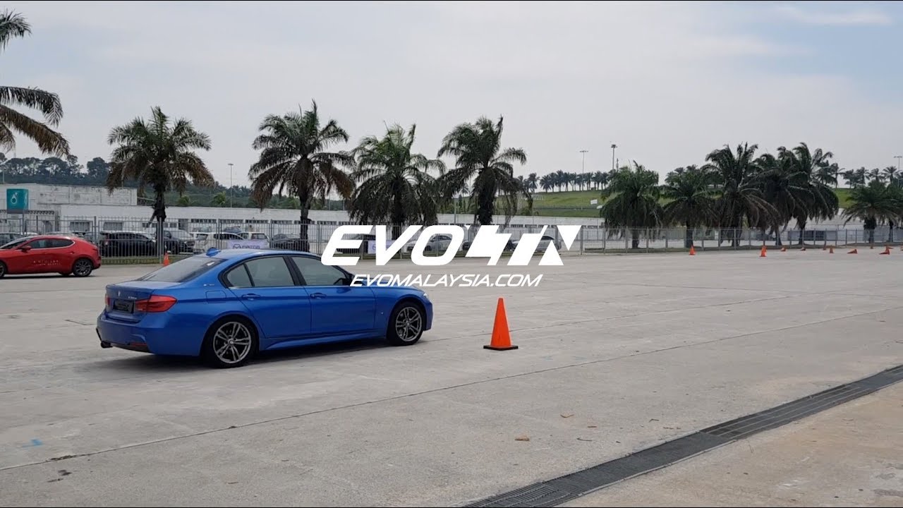 2019 Mazda 3 vs BMW 330e vs A250 Slalom Handling | Evomalaysia com