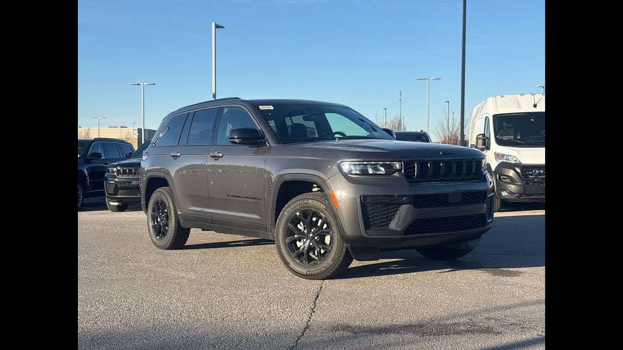 2026 Jeep Grand Cherokee Laredo Altitude Overland Park, Lenexa, Shawnee Mission, Olathe KS, Kan...